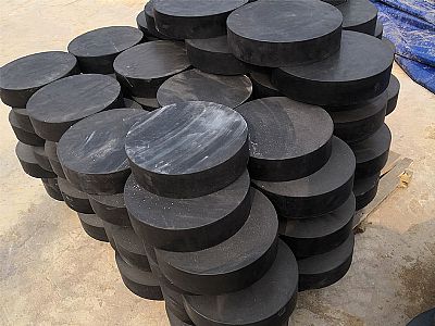 涪陵区板式橡胶支座由若干层橡胶片与薄钢板经加压硫化